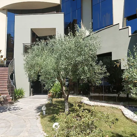 فندق Hotel Green 4*