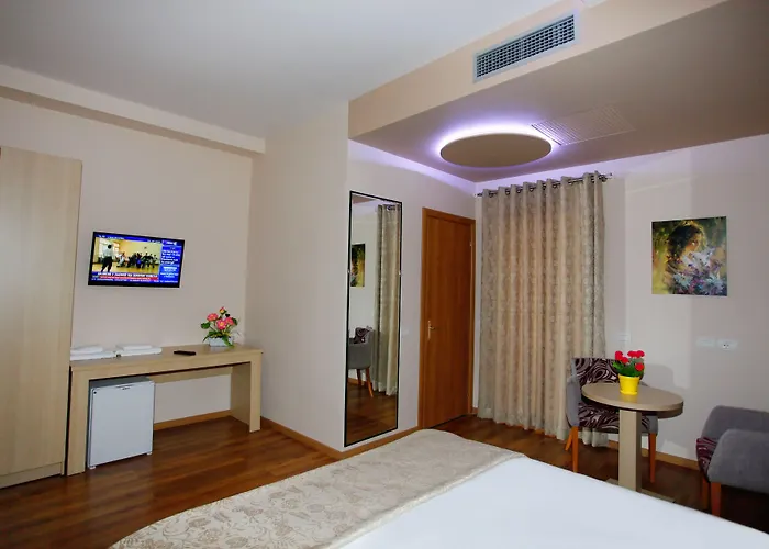 Отель Hotel Green