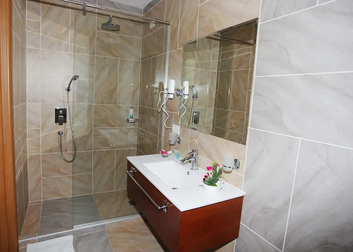 Hotel Green Hotel Vaqarr