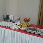 מלון Hotel Green 4*