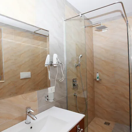 Szálloda Hotel Green 4*